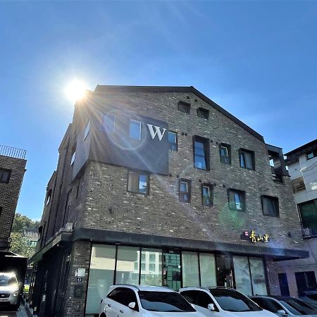 W Premium Guesthouse Incheon Airport Exteriör bild