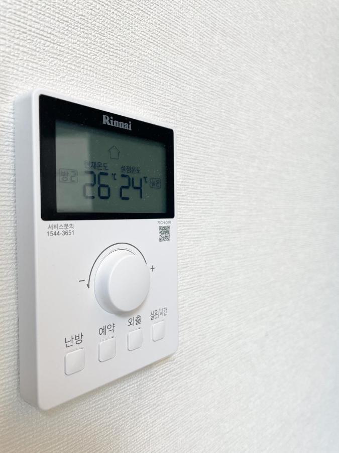 W Premium Guesthouse Incheon Airport Exteriör bild